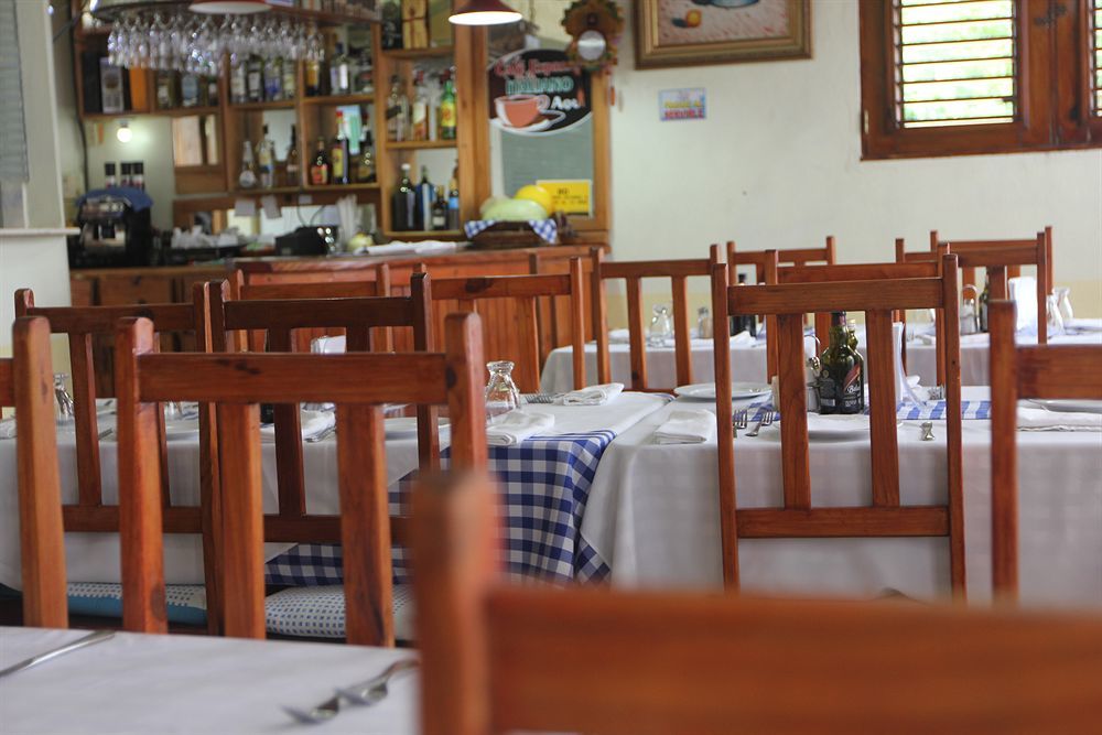 Hotel Restaurant Hamilton Boca Chica Exteriör bild